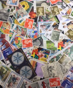 100 x 19p mixed postage stamps